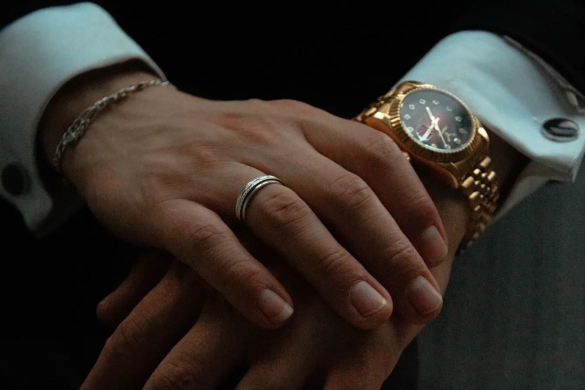 18K Gold Bracelets for Men: Buying Guide - gold bracelets for men 18k