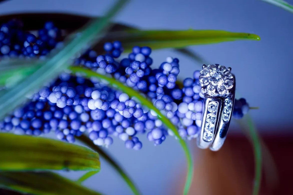 Blue Diamond Engagement Rings: Buyer Guide - blue diamond engagement rings