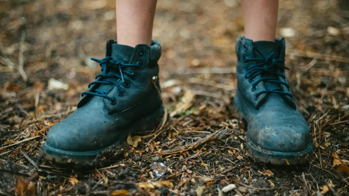 Composite Toe Hiking Boots: Buyer Guide - composite toe hiking boots