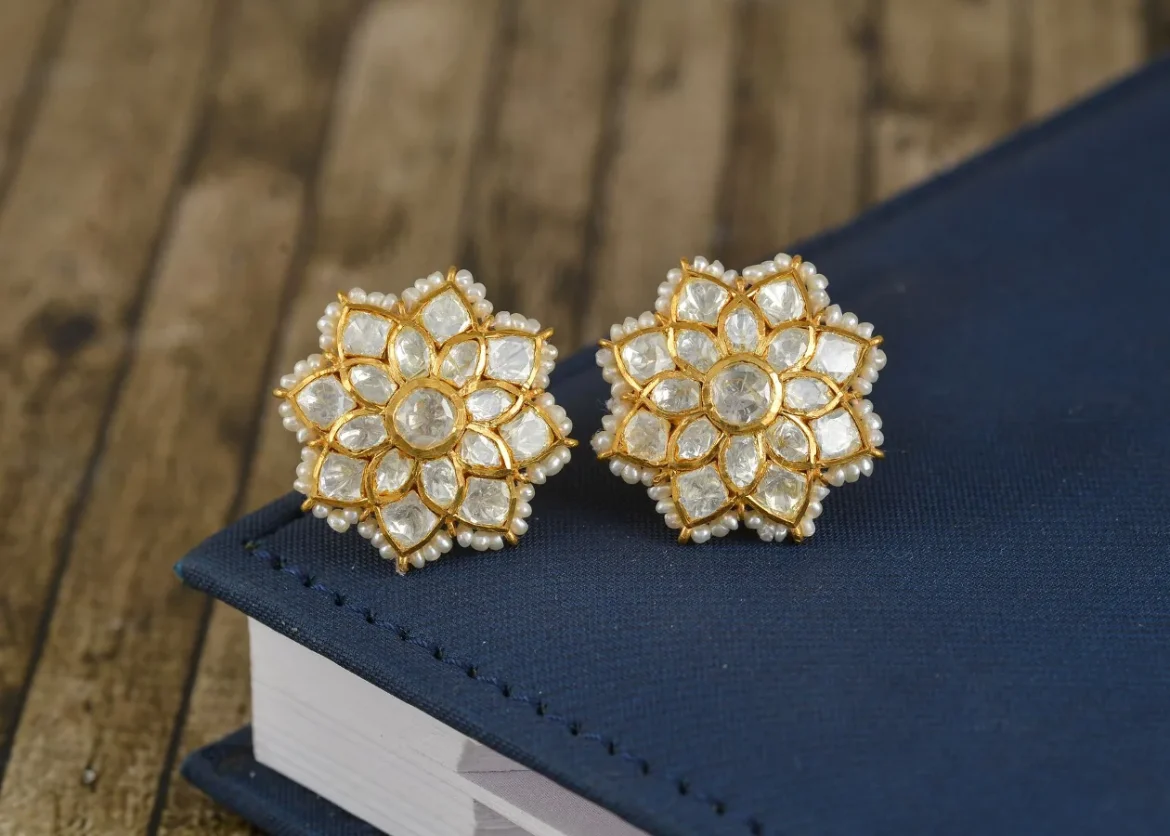 Diamond Gold Earrings for Women: Buyer Guide - diamond gold earrings for women