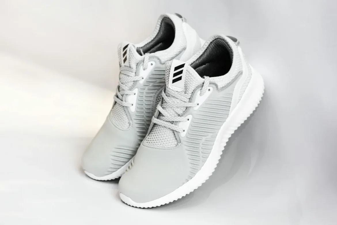 Goose Running Shoes: How to Choose - goose running shoes