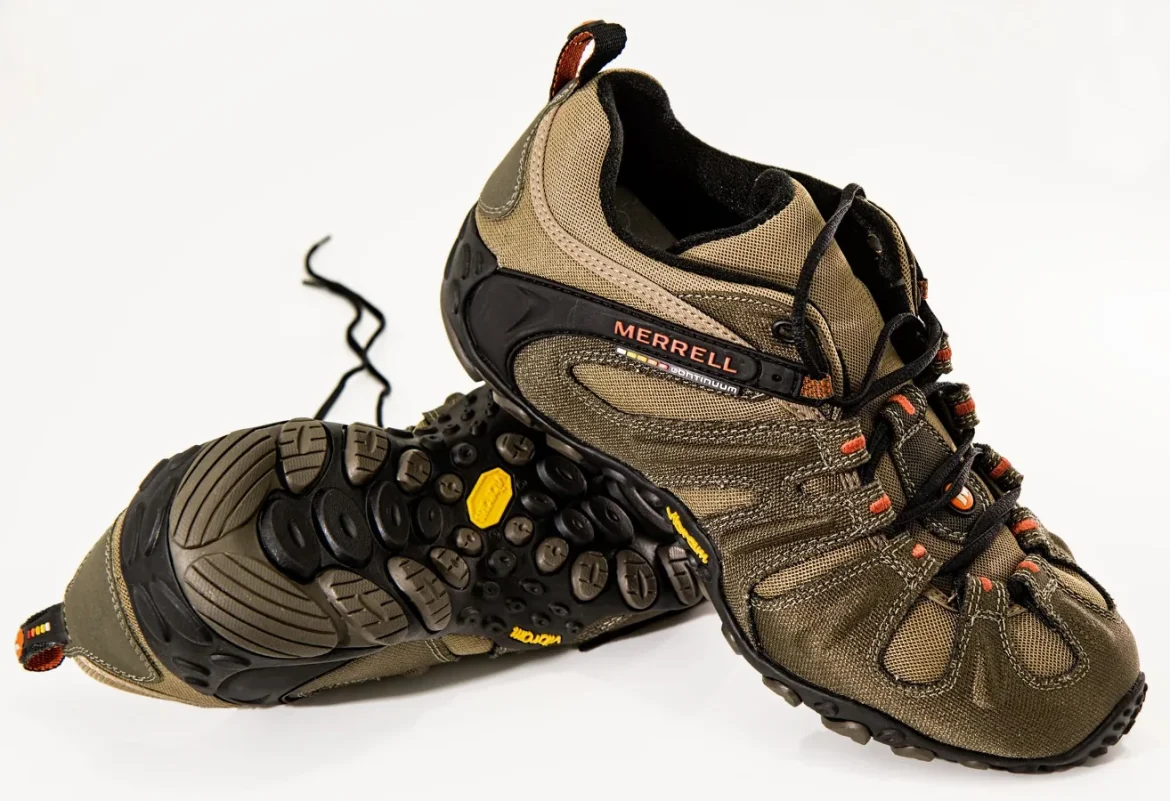 Hiking Boots for Women: A Buyer’s Guide - hiking boots for women