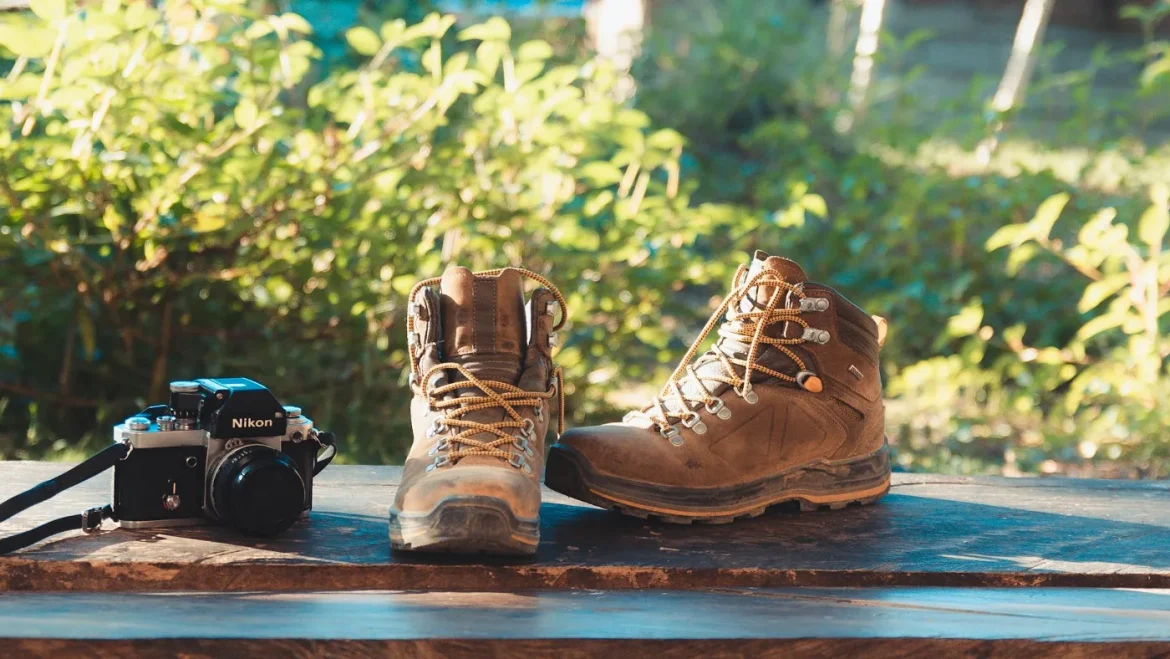 Light Hiking Boots: How to Choose - light hiking boots