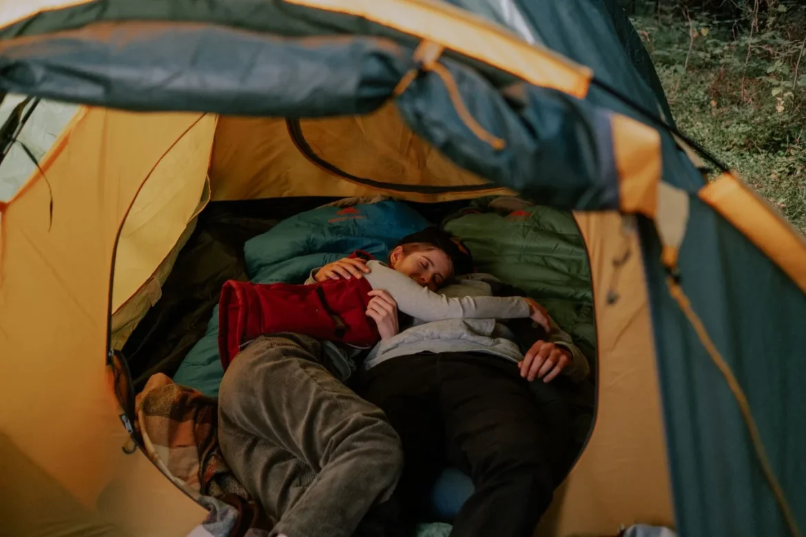 How to Choose a Lightweight Sleeping Bag - lightweight sleeping bag