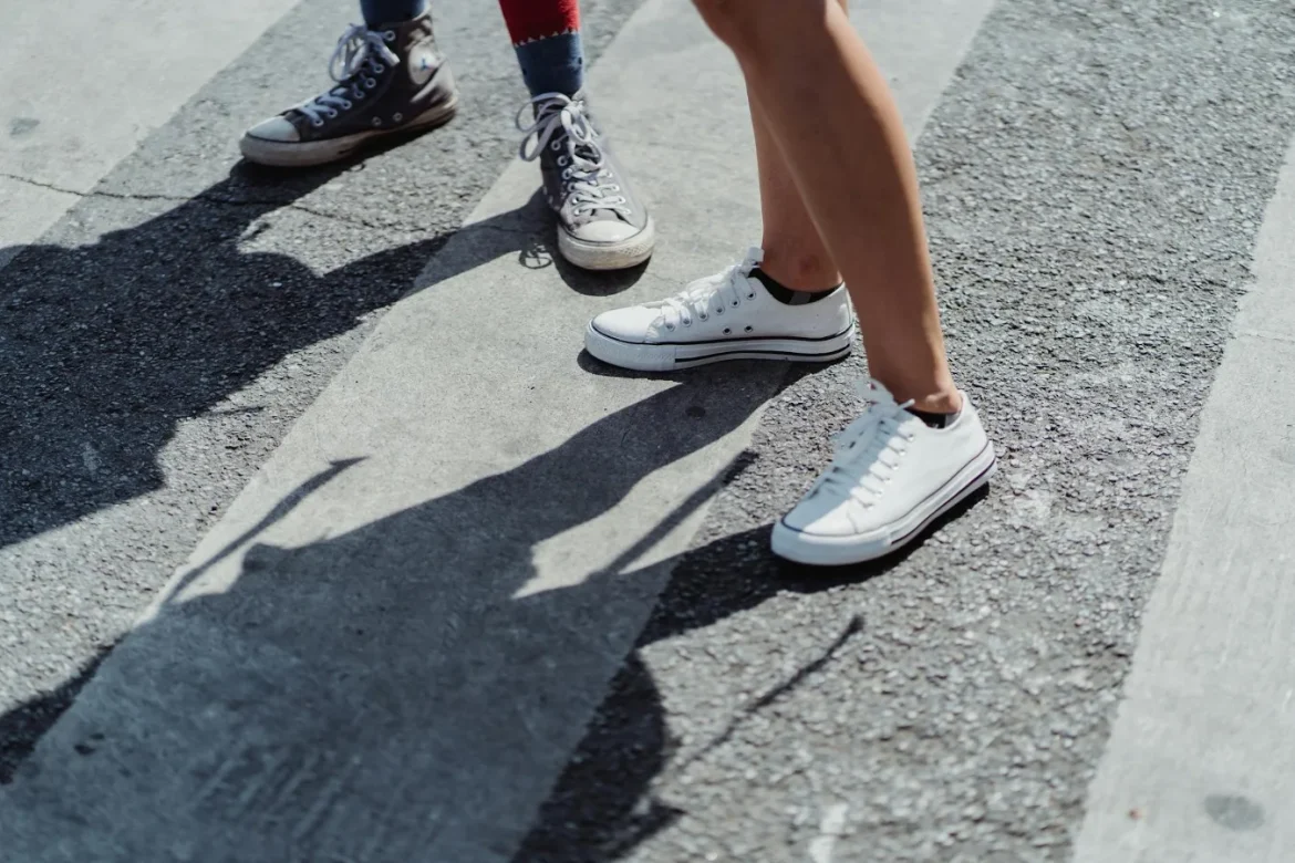 Sneakers Buyer Guide: How to Choose - sneakers