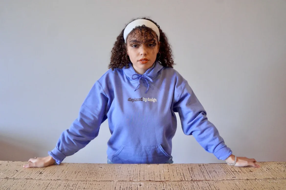 How to Choose a Y2K Hoodie - y2k hoodie